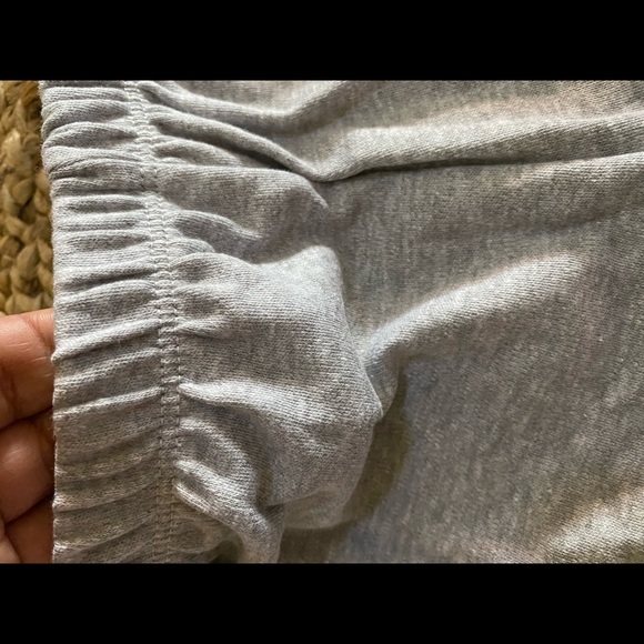 Dolphin shorts - Picture 2 of 2